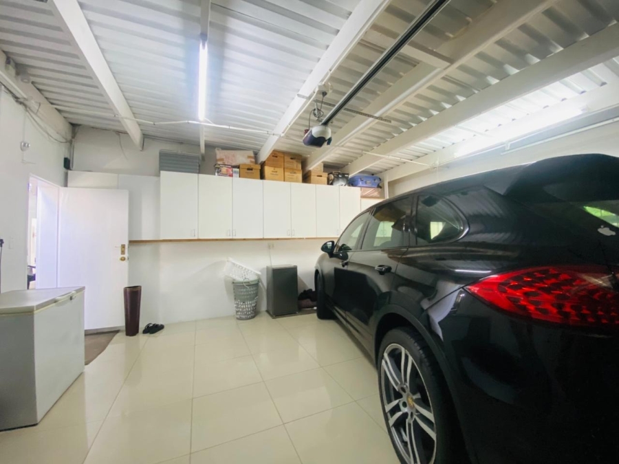 5 Bedroom Property for Sale in Sunset Beach Western Cape